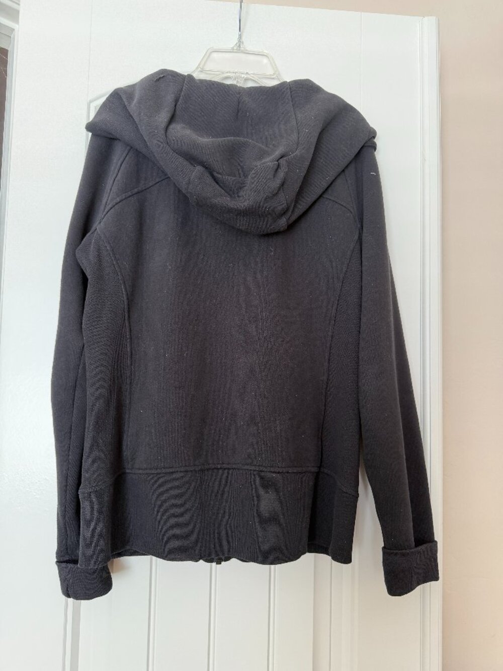 Lululemon athletica Scuba Full Zip Hooded Jacket Black - Picture 2 of 2
